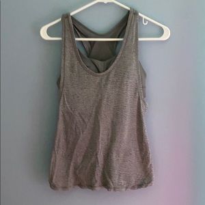 grey gray lululemon sz.6 tank top bra built in